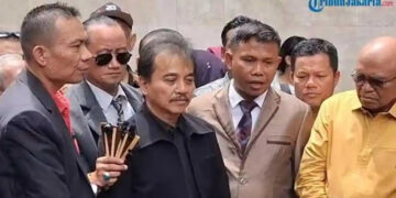 Ⓒ Hak cipta foto di atas dikembalikan sesungguhnya kepada pemilik foto