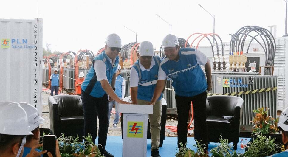 Ⓒ Hak cipta foto di atas dikembalikan sesungguhnya kepada sang pemilik foto PT PLN Nusa Daya sebagai anak perusahaan PT PLN (Persero) berhasil mengoperasikan Pembangkit Listrik Tenaga Diesel (PLTD) Nusa Daya Krueng Raya berkapasitas 15 Megawatt (MW) di Kabupaten Aceh Besar pada Selasa (23/12). FOTO/Dok. PT PLN Nusa Daya.