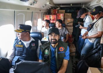 Mualem Terbangkan Bantuan ke Daerah Terisolasi Aceh Timur dan Bener Meriah