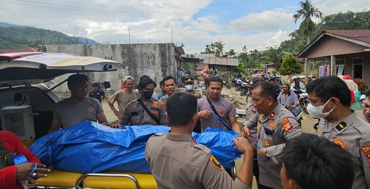 Ⓒ Hak cipta foto di atas dikembalikan sesungguhnya kepada pemilik foto