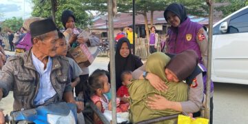 Ⓒ Hak cipta foto di atas dikembalikan sesungguhnya kepada sang pemilik foto Ⓒ Hak cipta foto di atas dikembalikan sesungguhnya kepada pemilik foto