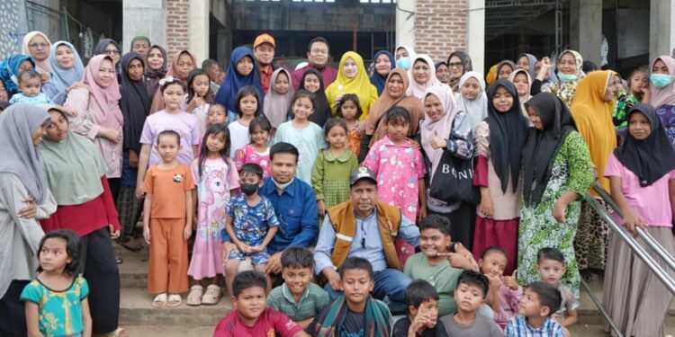 Ⓒ Hak cipta foto di atas dikembalikan sesungguhnya kepada sang pemilik foto Ⓒ Hak cipta foto di atas dikembalikan sesungguhnya kepada pemilik foto