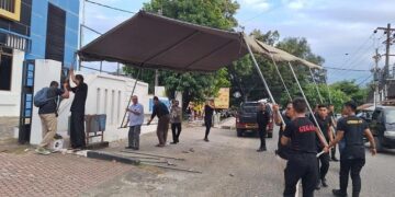 Ⓒ Hak cipta foto di atas dikembalikan sesungguhnya kepada sang pemilik foto Ⓒ Hak cipta foto di atas dikembalikan sesungguhnya kepada pemilik foto