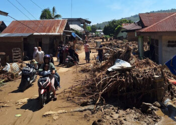 Ⓒ Hak cipta foto di atas dikembalikan sesungguhnya kepada sang pemilik foto Ⓒ Hak cipta foto di atas dikembalikan sesungguhnya kepada pemilik foto