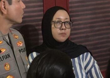 Ⓒ Hak cipta foto di atas dikembalikan sesungguhnya kepada sang pemilik foto Ⓒ Hak cipta foto di atas dikembalikan sesungguhnya kepada pemilik foto