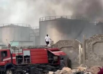 Ⓒ Hak cipta foto di atas dikembalikan sesungguhnya kepada sang pemilik foto Ⓒ Hak cipta foto di atas dikembalikan sesungguhnya kepada pemilik foto