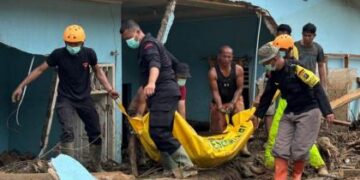 Ⓒ Hak cipta foto di atas dikembalikan sesungguhnya kepada sang pemilik foto Ⓒ Hak cipta foto di atas dikembalikan sesungguhnya kepada pemilik foto