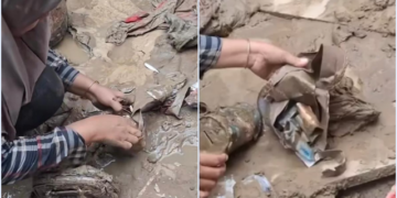 Ⓒ Hak cipta foto di atas dikembalikan sesungguhnya kepada sang pemilik foto Ⓒ Hak cipta foto di atas dikembalikan sesungguhnya kepada pemilik foto