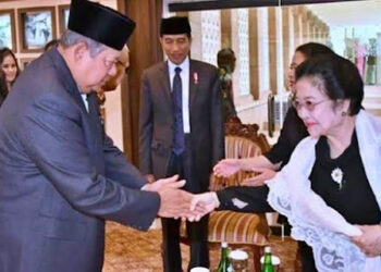 Ⓒ Hak cipta foto di atas dikembalikan sesungguhnya kepada sang pemilik foto Ⓒ Hak cipta foto di atas dikembalikan sesungguhnya kepada pemilik foto