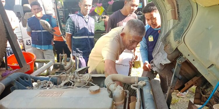 DLH Aceh Besar Cek Armada demi Tingkatkan Kinerja Layanan Kebersihan