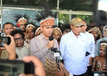 Ferdinand Hutahaean Apresiasi MK Kasih Jalan Denny Indrayana Cs Gugat Keabsahan Jabatan Gibran