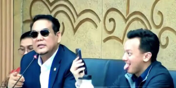 Aksi Moreno Soeprapto Video Call di Tengah Rapat DPR Viral, Klaim Hubungi Anak yang Baru Keluar RS