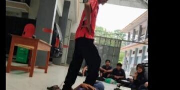 Viral Video 2 Oknum Guru SMK Karangpucung Cilacap Lecehkan Siswi di Bengkel